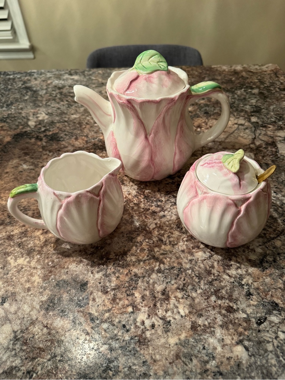 Vintage 1992 The Bombay Company Pink Tulip Ceramic Tea Set